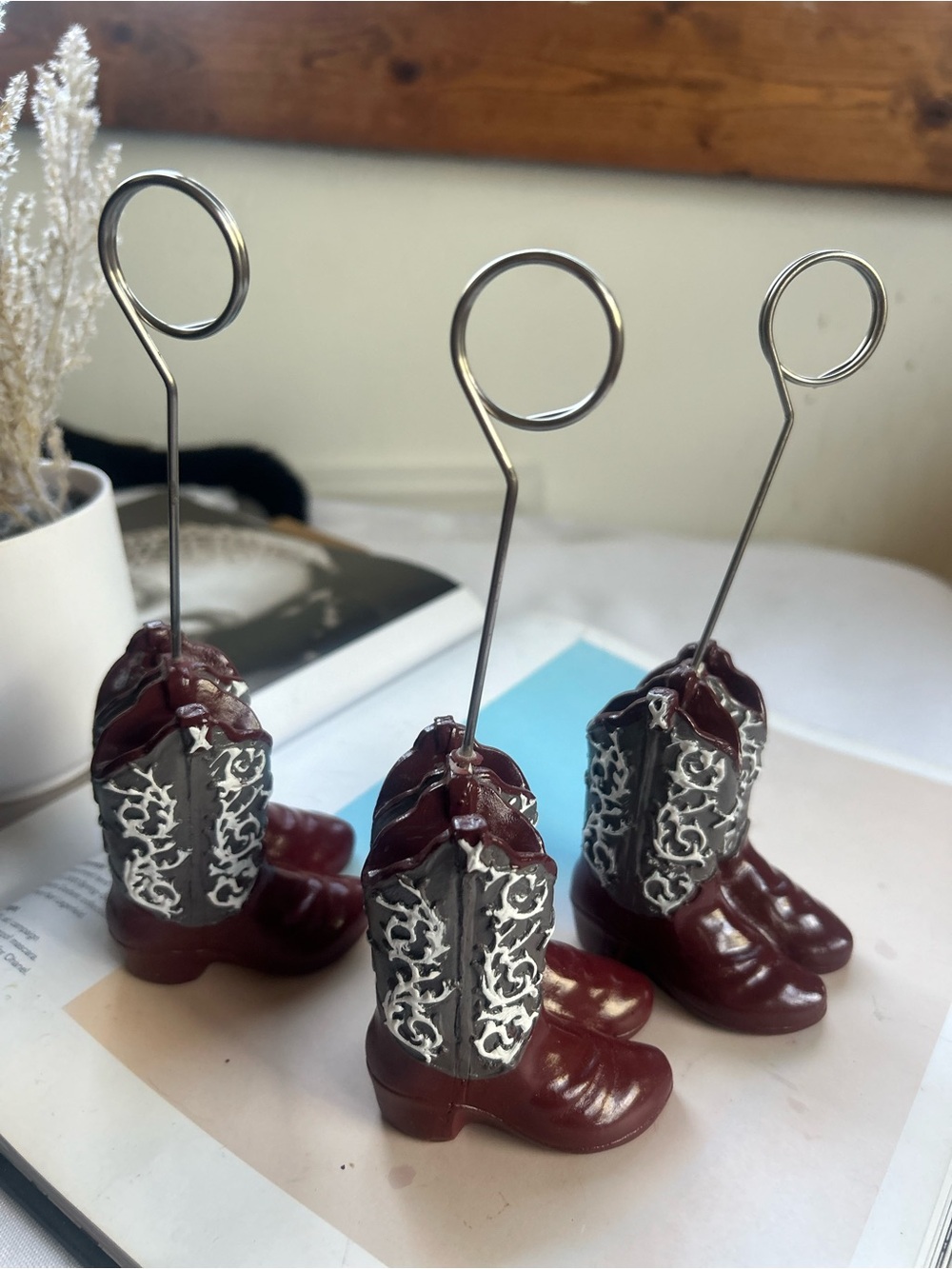 Western Boot Place Card Holders - Burgundy and Silver 3 pcs set new - Picture 7 of 7